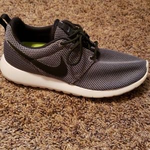 Nike shoes. ANY reasonable offer!